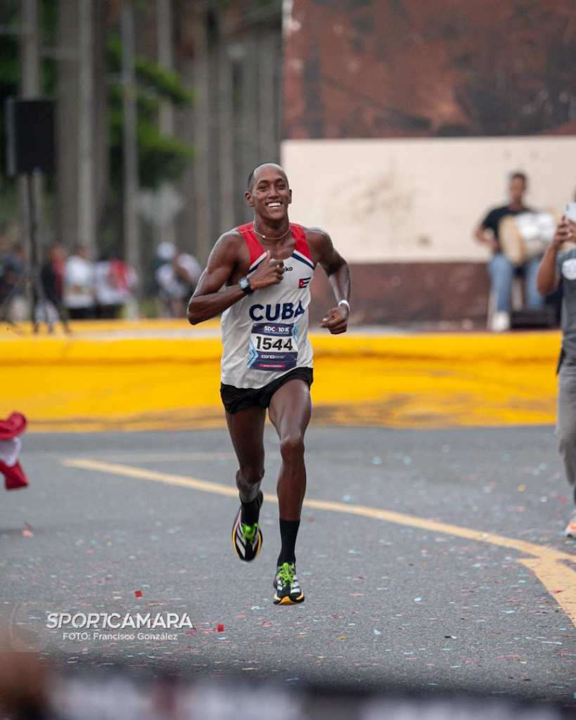 santo domingo corre 10k 2025